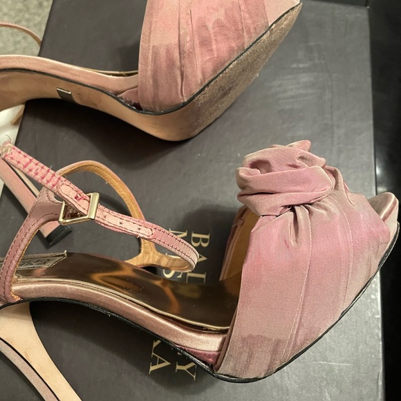 Badgley Mischka “Larissa” Heels in dusty rose - Picture 5 of 7